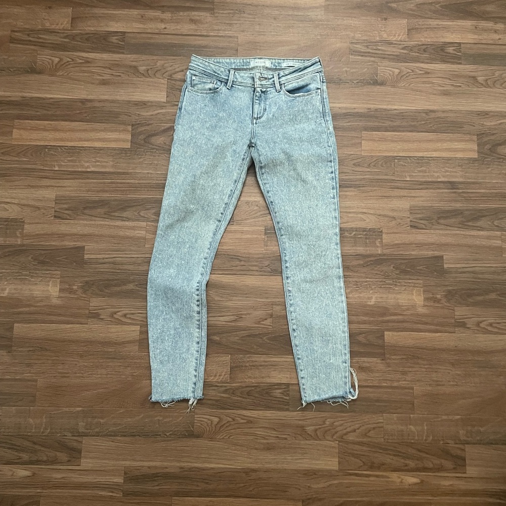 Guess low rise skinny jeans.